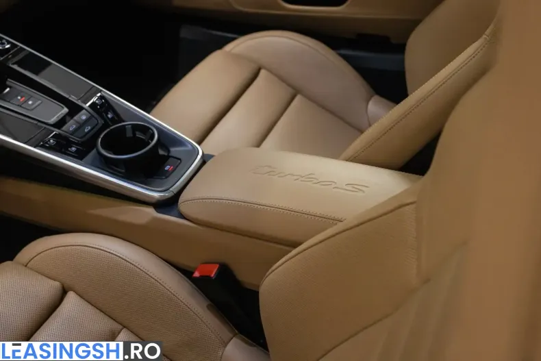 Porsche 992 din 2022 cu 17.792 km - oferta POR210142 - foto 8