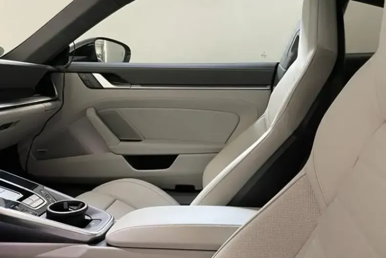 Porsche 992 din 2023 cu 5.300 km - oferta POR210143 - foto 13
