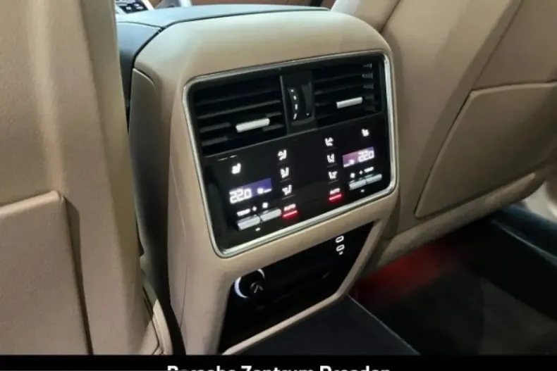 Porsche Cayenne din 2023 cu 35.948 km - oferta POR210146 - foto 18