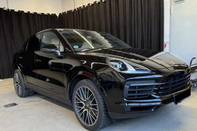 Porsche Cayenne din 2021 cu 79.900 km - oferta POR210151 - foto 1