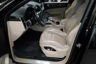 Porsche Cayenne din 2021 cu 79.900 km - oferta POR210151 - foto 10