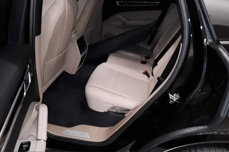 Porsche Cayenne din 2021 cu 79.900 km - oferta POR210151 - foto 13