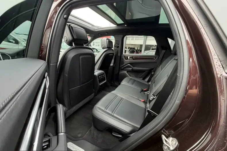 Porsche Cayenne din 2021 cu 71.008 km - oferta POR210153 - foto 15