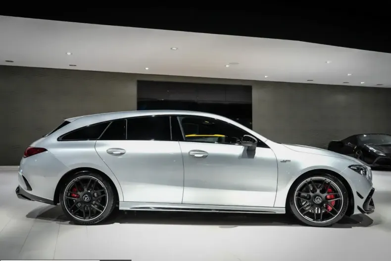 Mercedes-Benz CLA 45 AMG (Clasa CLA) din 2022 cu 24.781 km - oferta MER210161 - foto 6