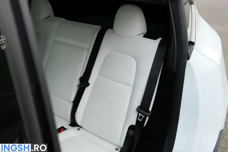 Tesla Model Y din 2024 cu 35.039 km - oferta TES210163 - foto 15