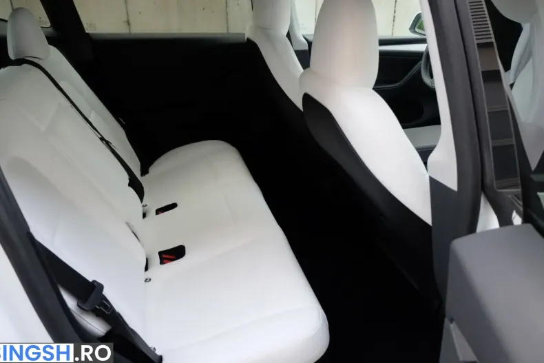 Tesla Model Y din 2024 cu 35.039 km - oferta TES210163 - foto 16