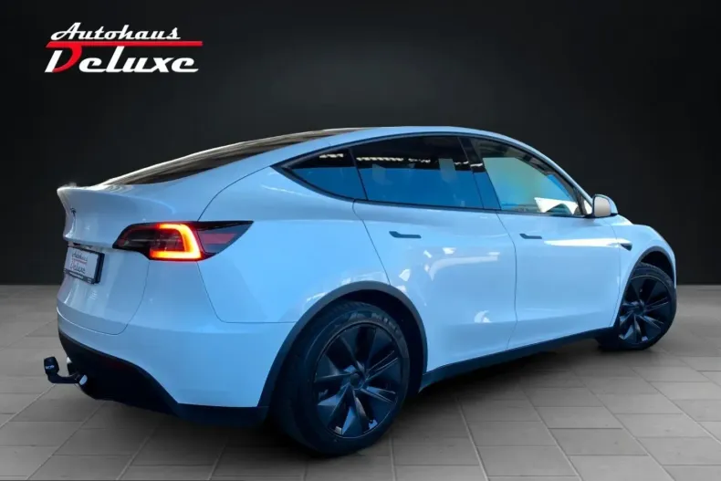 Tesla Model Y din 2025 cu 26.000 km - oferta TES210164 - foto 7