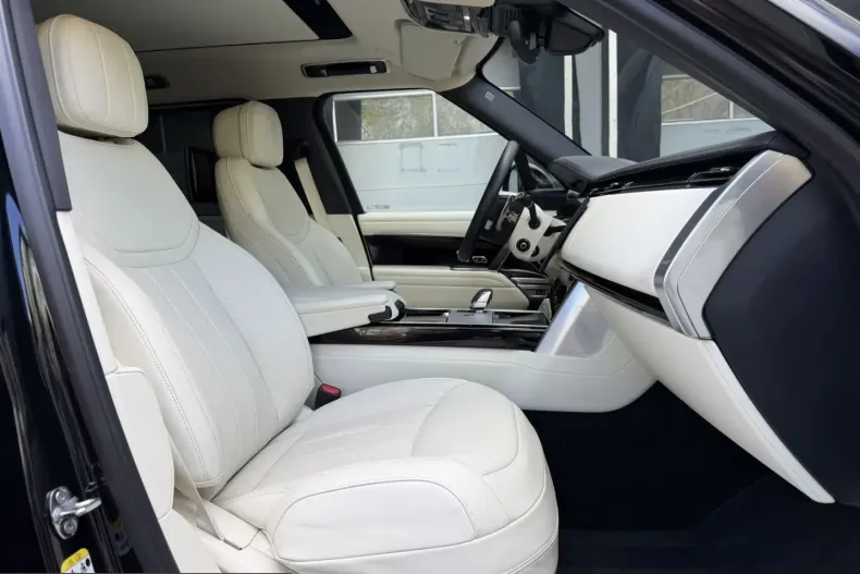 Land Rover Range Rover din 2025 cu 20.000 km - oferta LAN210166 - foto 26
