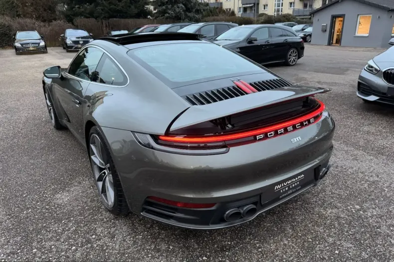 Porsche 992 din 2023 cu 21.700 km - oferta POR210168 - foto 4