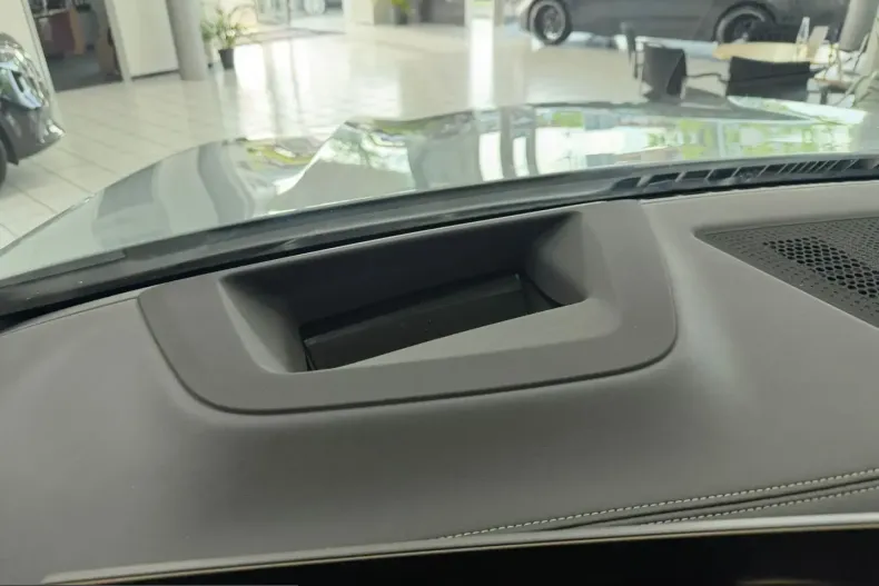 BMW X6 (Seria X) din 2025 cu 40.935 km - oferta BMW210169 - foto 15
