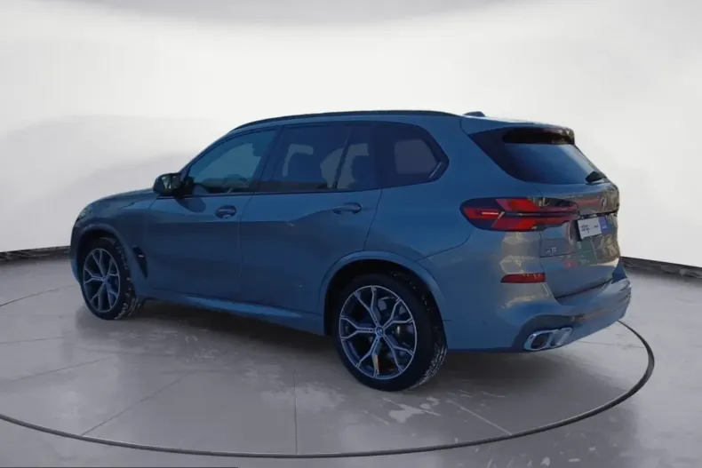 BMW X5 M60 (Seria X) din 2024 cu 14.601 km - oferta BMW210170 - foto 4