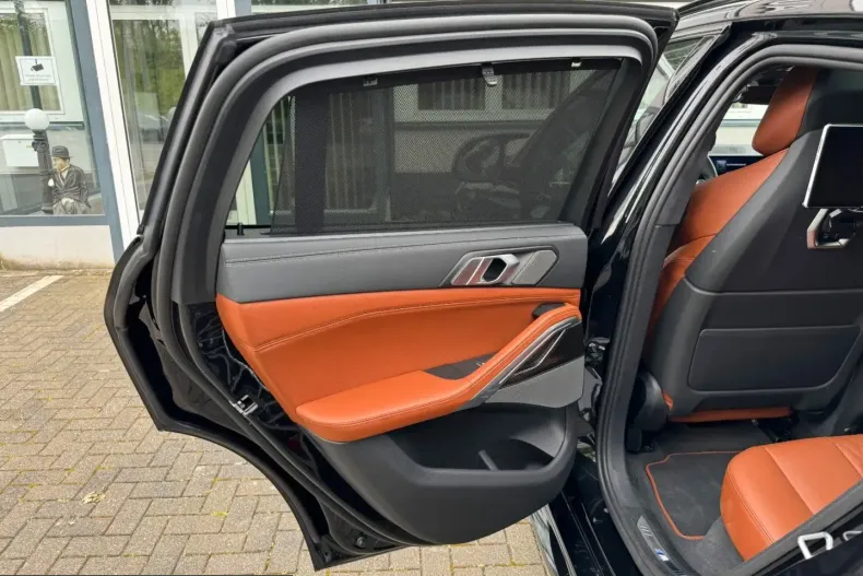 BMW X6 M60 (Seria X) din 2024 cu 4.635 km - oferta BMW210181 - foto 17