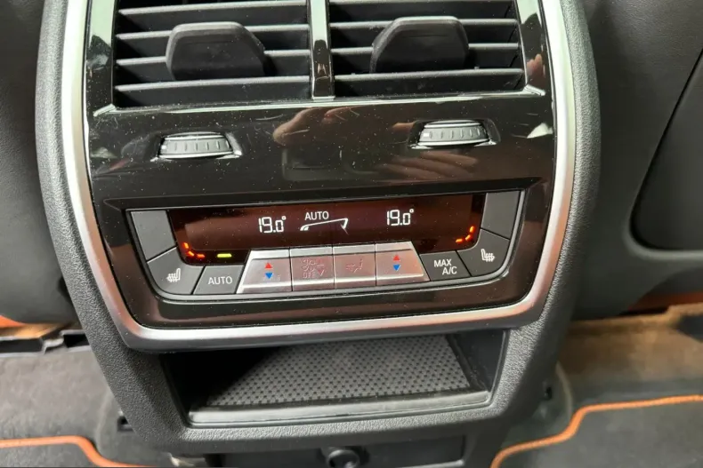 BMW X6 M60 (Seria X) din 2024 cu 4.635 km - oferta BMW210181 - foto 18