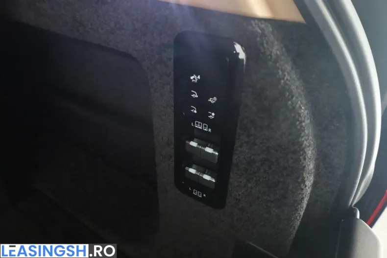 Land Rover Range Rover din 2024 cu 19.700 km - oferta LAN210182 - foto 9