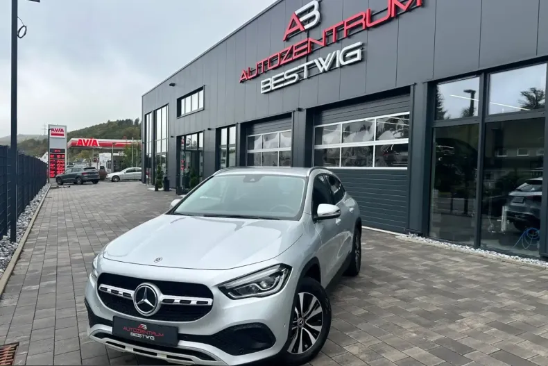 Mercedes-Benz GLA 220 (Clasa GLA) din 2021 cu 99.000 km - oferta MER210191 - foto 2