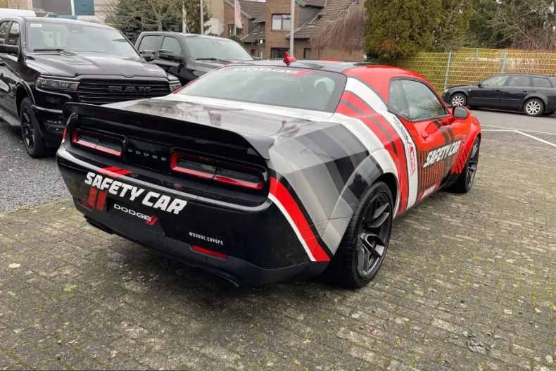 Dodge Challenger din 2024 cu 7.120 km - oferta DOD210192 - foto 12