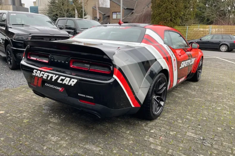 Dodge Challenger din 2024 cu 7.120 km - oferta DOD210192 - foto 18