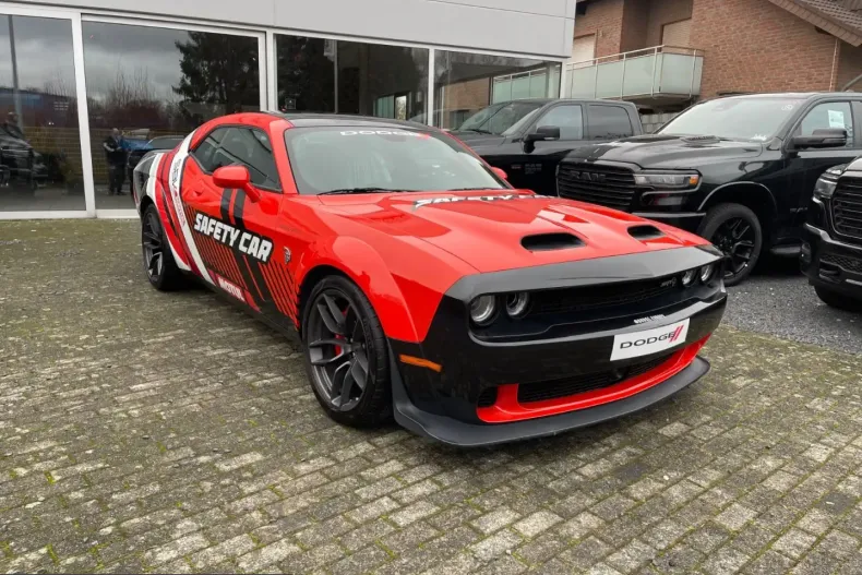 Dodge Challenger din 2024 cu 7.120 km - oferta DOD210192 - foto 19