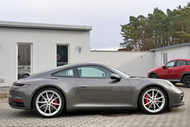 Porsche 992 din 2023 cu 45.500 km - oferta POR210195 - foto 2
