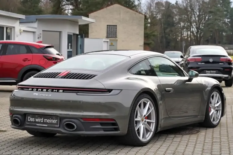 Porsche 992 din 2023 cu 45.500 km - oferta POR210195 - foto 3