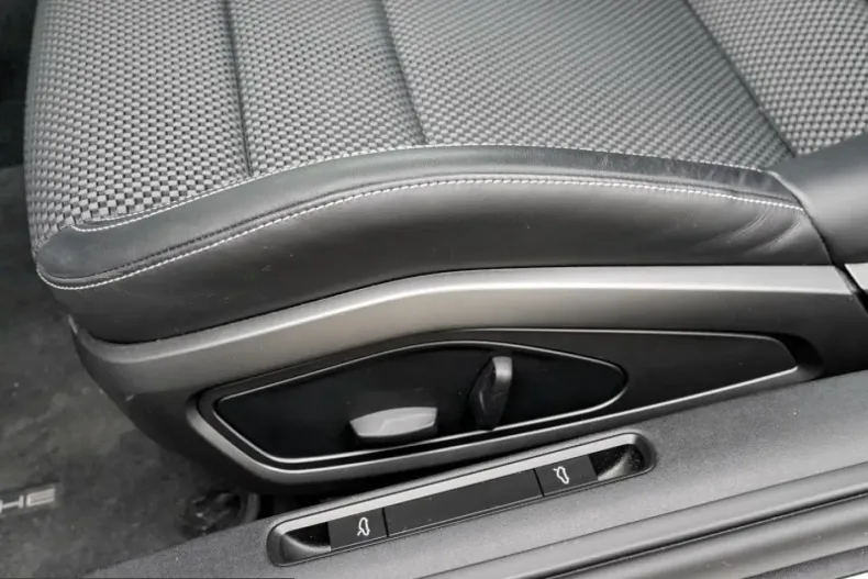 Porsche 992 din 2023 cu 45.500 km - oferta POR210195 - foto 13