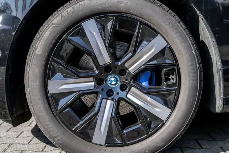 BMW iX din 2025 cu 35.572 km - oferta BMW210197 - foto 4