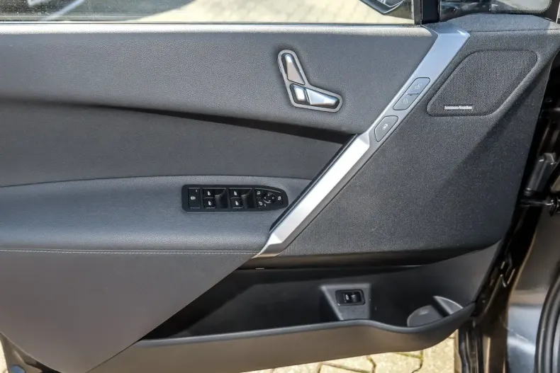 BMW iX din 2025 cu 35.572 km - oferta BMW210197 - foto 19