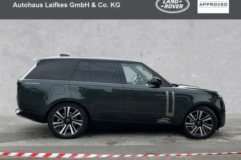 Land Rover Range Rover din 2024 cu 9.900 km - oferta LAN210198 - foto 6
