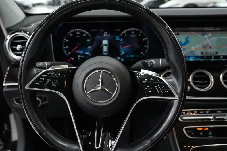 Mercedes-Benz E 450 (Clasa E) din 2023 cu 20.067 km - oferta MER210203 - foto 15