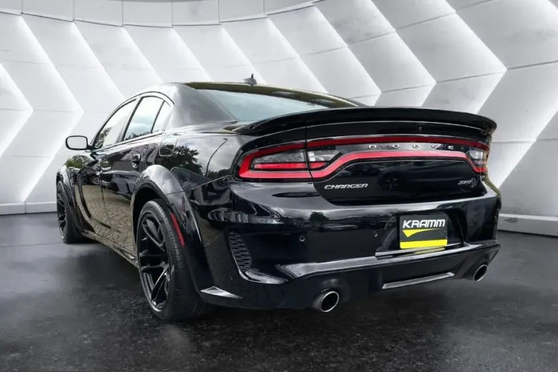 Dodge Charger din 2021 cu 33.200 km - oferta DOD210205 - foto 2