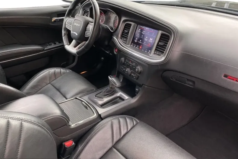 Dodge Charger din 2021 cu 33.200 km - oferta DOD210205 - foto 13