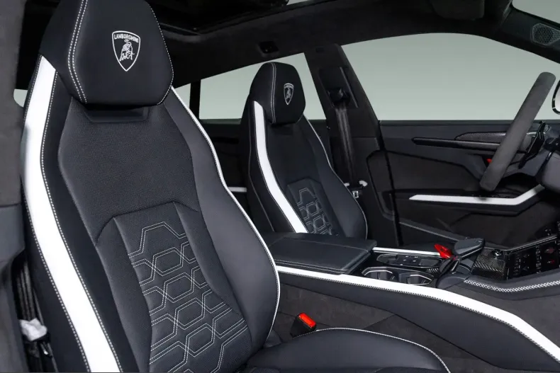 Lamborghini Urus din 2025 cu 7.068 km - oferta LAM210210 - foto 6