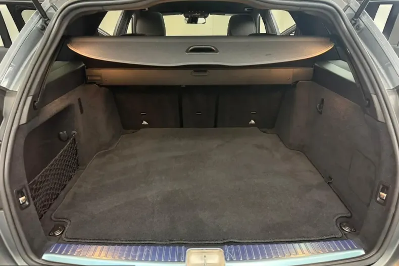 Mercedes-Benz C 63 AMG (Clasa C) din 2021 cu 25.000 km - oferta MER210211 - foto 27