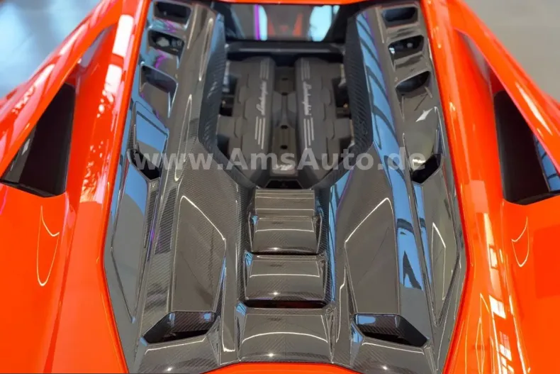 Lamborghini Revuelto din 2025 cu 1.545 km - oferta LAM210215 - foto 10
