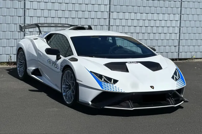 Lamborghini Huracán din 2024 cu 2.250 km - oferta LAM210217 - foto 5