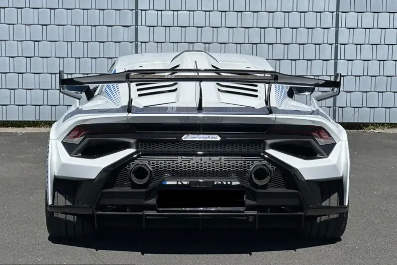Lamborghini Huracán din 2024 cu 2.250 km - oferta LAM210217 - foto 9