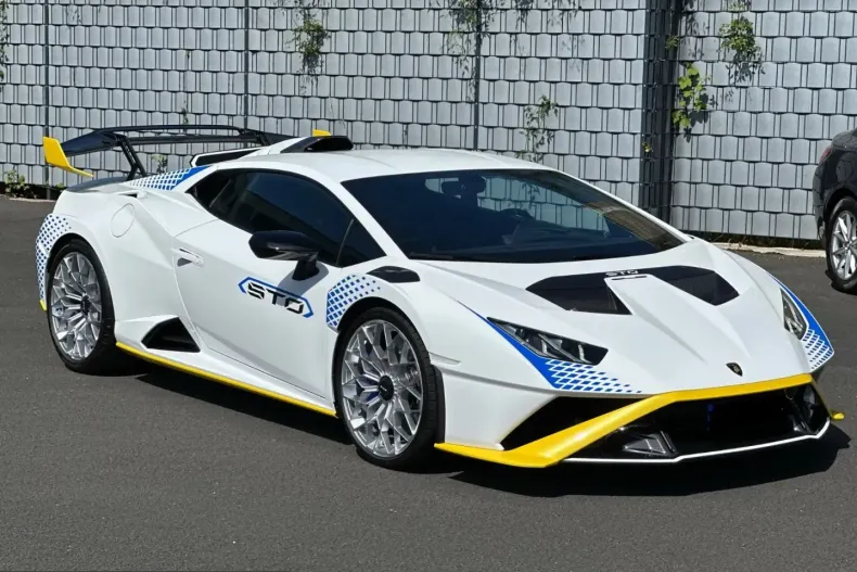 Lamborghini Huracán din 2024 cu 2.250 km - oferta LAM210217 - foto 11