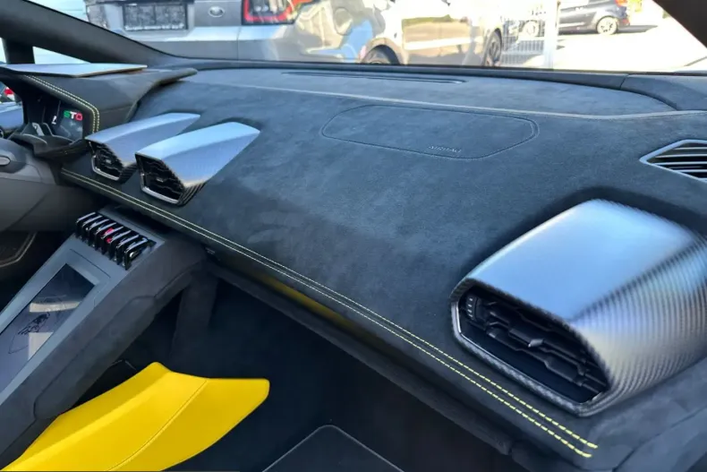 Lamborghini Huracán din 2024 cu 2.250 km - oferta LAM210217 - foto 26