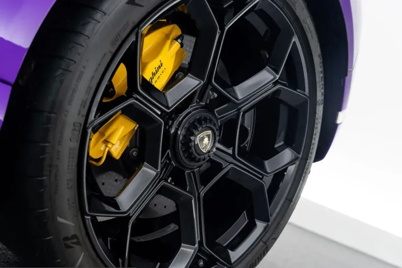 Lamborghini Huracán din 2024 cu 4.237 km - oferta LAM210219 - foto 14