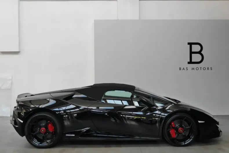 Lamborghini Huracán din 2024 cu 3.556 km - oferta LAM210220 - foto 9