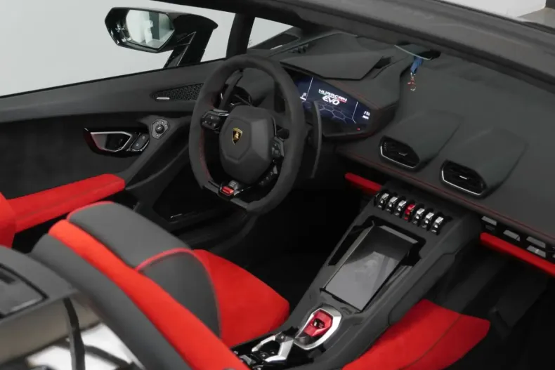 Lamborghini Huracán din 2024 cu 3.556 km - oferta LAM210220 - foto 12