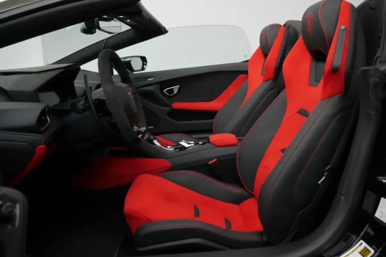 Lamborghini Huracán din 2024 cu 3.556 km - oferta LAM210220 - foto 13