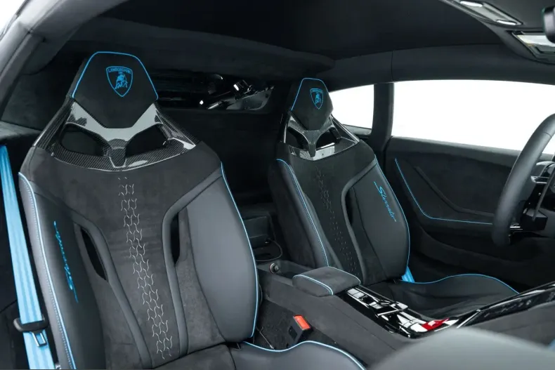 Lamborghini Huracán din 2024 cu 3.950 km - oferta LAM210221 - foto 7