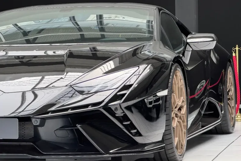 Lamborghini Huracán din 2024 cu 6.000 km - oferta LAM210224 - foto 3