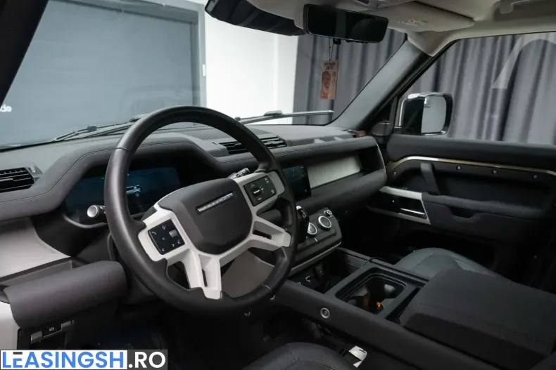 Land Rover Defender din 2023 cu 15.000 km - oferta LAN210231 - foto 11