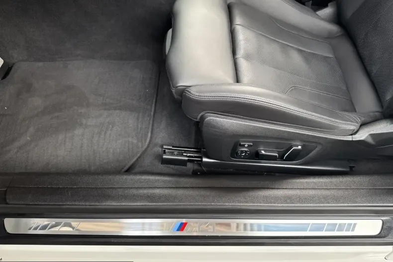 BMW M4 (Seria 4) din 2025 cu 21.990 km - oferta BMW210232 - foto 17
