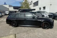 Mercedes-Benz E 63 AMG (Clasa E) din 2023 cu 30.000 km - oferta MER210233 - foto 5