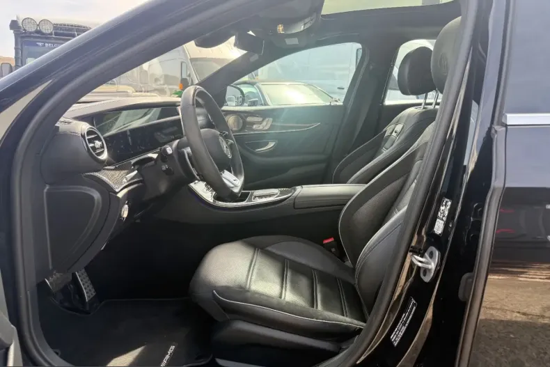 Mercedes-Benz E 63 AMG (Clasa E) din 2023 cu 30.000 km - oferta MER210233 - foto 14
