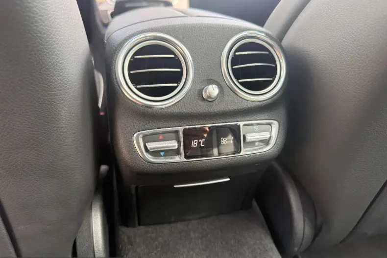 Mercedes-Benz E 63 AMG (Clasa E) din 2023 cu 30.000 km - oferta MER210233 - foto 19