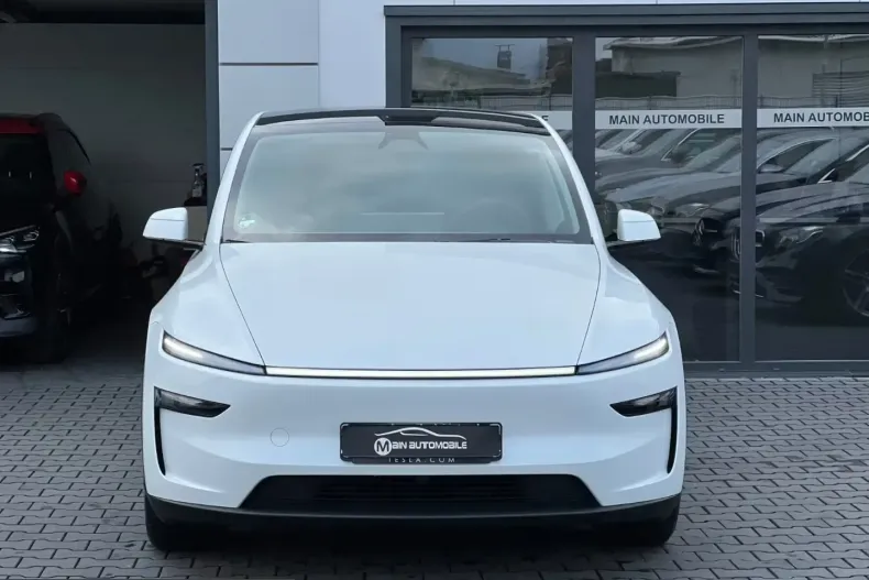 Tesla Model Y din 2025 cu 14.800 km - oferta TES210236 - foto 3